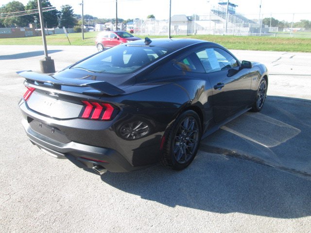 Used 2024 Ford Mustang GT Premium w/ GT Performance Package RWD image 8