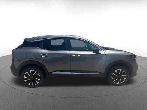 Used 2026 Nissan Kicks SV w/ Cold Weather Package AWD/4WD image 16