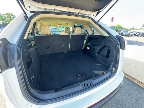 Used 2016 Ford Edge SEL w/ Equipment Group 201A FWD image 19