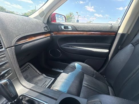 Used 2015 Lincoln MKT AWD w/ Equipment Group 201A image 21