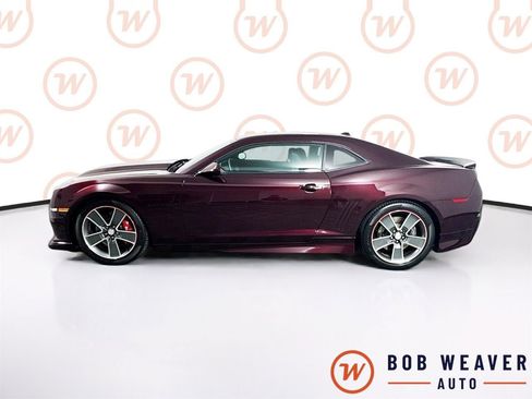 Used 2010 Chevrolet Camaro SS w/ Black Stripe Package RWD image 4