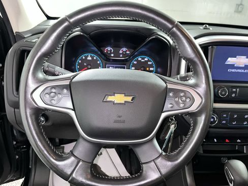 Used 2022 Chevrolet Colorado LT w/ Fleet Safety Package image 16