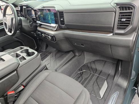 Used 2025 Chevrolet Silverado 1500 LT image 18