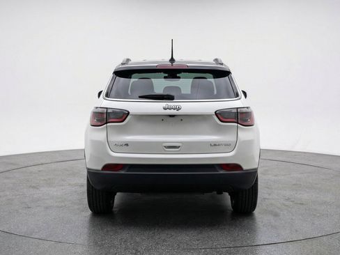 Used 2025 Jeep Compass Limited AWD/4WD image 7