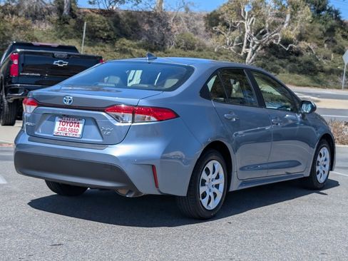 Used 2025 Toyota Corolla LE FWD image 13