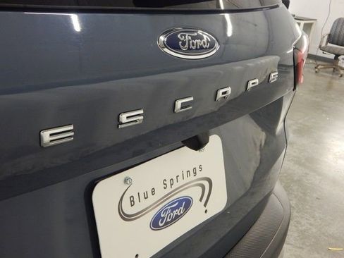 Used 2024 Ford Escape Active image 6