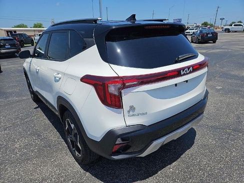 Used 2025 Kia Seltos S FWD image 5