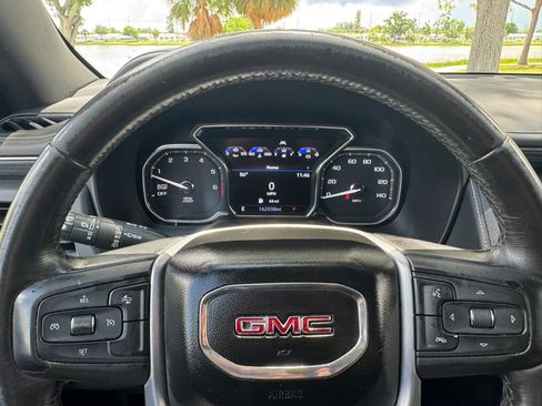 Used 2021 GMC Yukon XL SLT RWD image 26