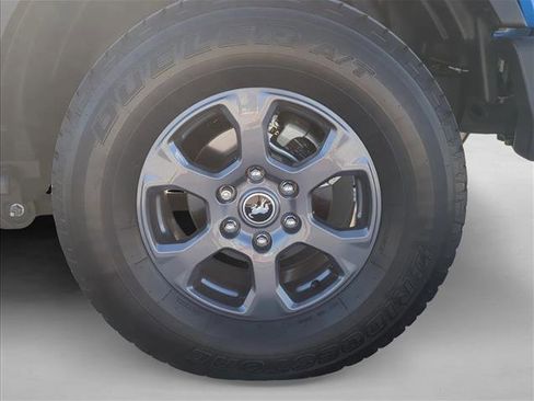 Used 2024 Ford Bronco Big Bend image 9