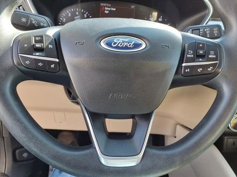 Used 2020 Ford Escape SE image 14