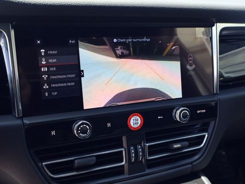 New 2026 Porsche Macan AWD/4WD image 18