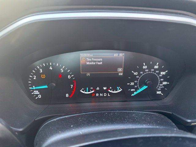 Used 2021 Ford Escape SE w/ SE Sport Appearance Package FWD image 34