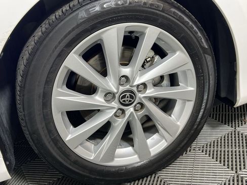 Used 2023 Toyota Camry LE image 17