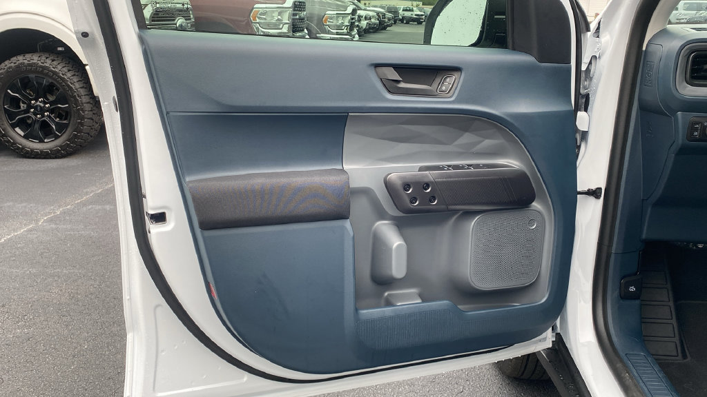New 2026 Ford Maverick XL FWD image 17