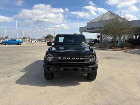 Used 2024 Ford Bronco Black Diamond image 2