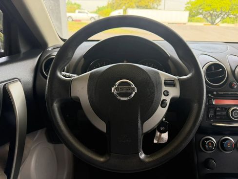 Used 2012 Nissan Rogue S image 10