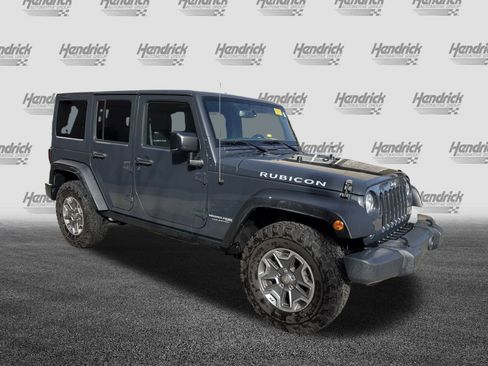 Used 2018 Jeep Wrangler Unlimited Rubicon w/ Cold Weather Group image 2