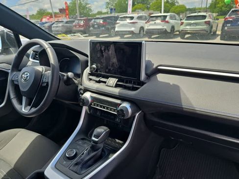 Used 2023 Toyota RAV4 SE w/ SE Grade Weather Package AWD/4WD image 11