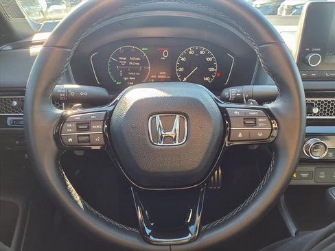 Used 2025 Honda Civic Sport image 16