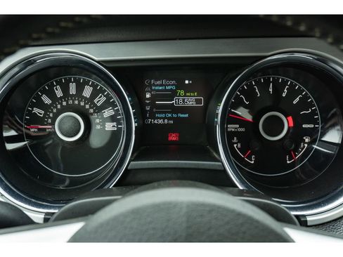 Used 2014 Ford Mustang GT Premium image 19