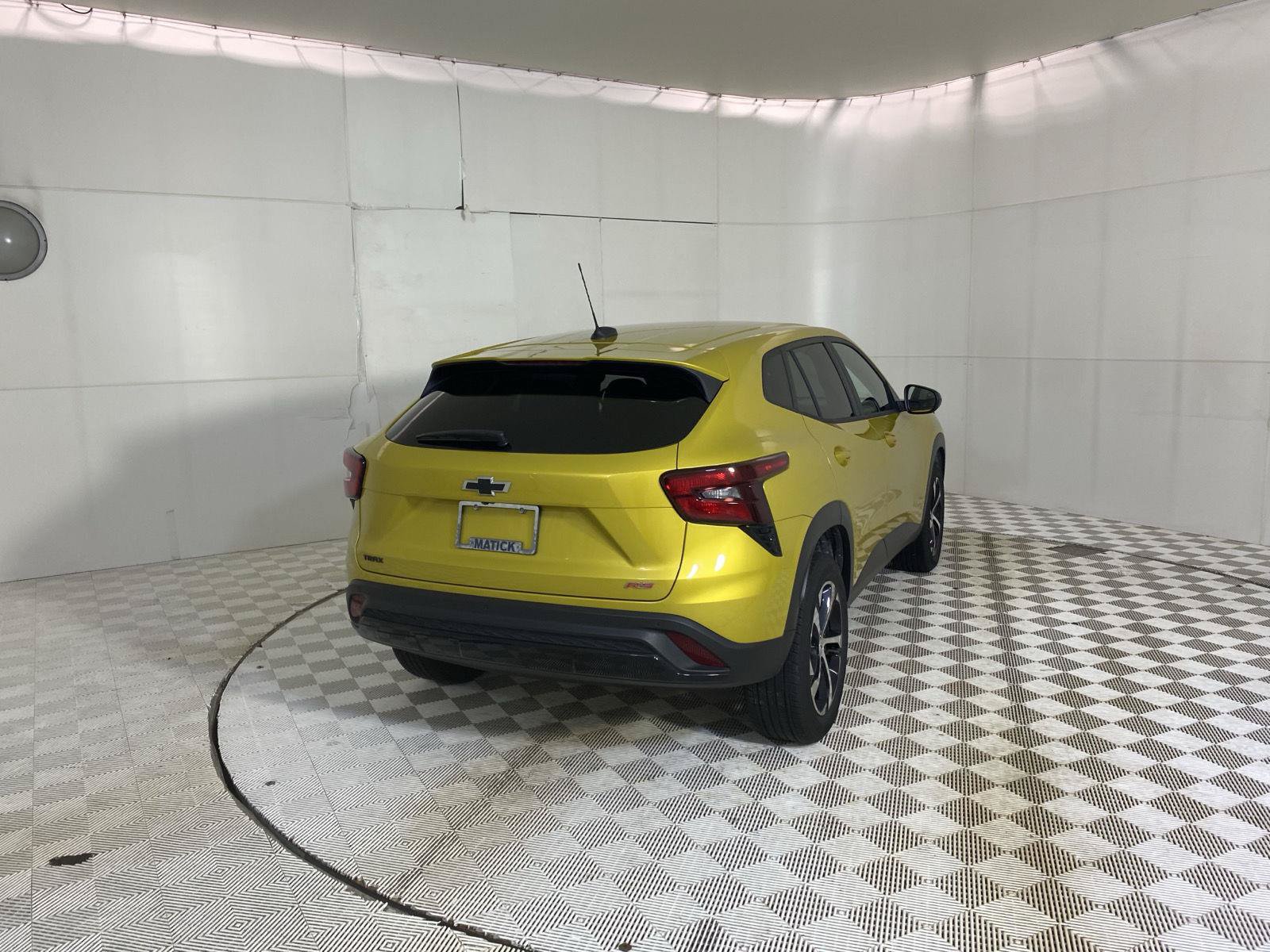 Certified 2024 Chevrolet Trax RS w/ Driver Confidence Package FWD image 7