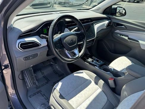 Used 2023 Chevrolet Bolt EUV Premier w/ Sun & Sound Package FWD image 19