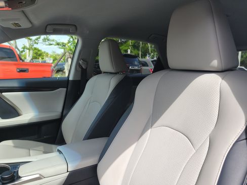 Used 2019 Lexus RX 350 FWD w/ Accessory Package image 22