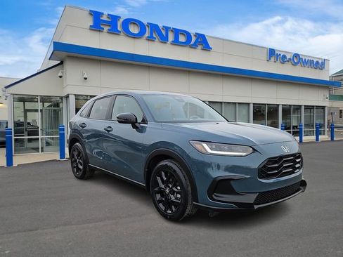 Used 2025 Honda HR-V Sport image 3