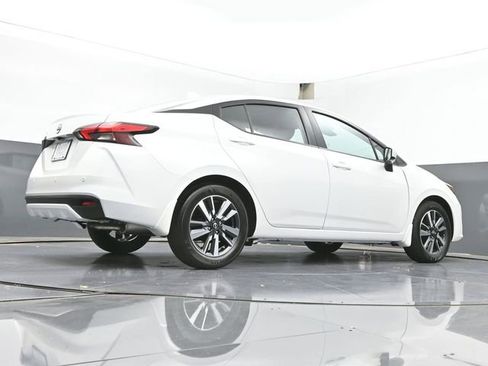 New 2025 Nissan Versa SV w/ Trunk Package FWD image 40