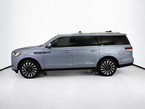 Used 2023 Lincoln Navigator L Black Label image 8