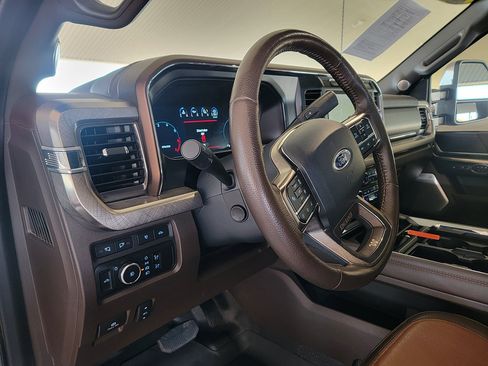 Used 2024 Ford F250 King Ranch w/ Chrome Package AWD/4WD image 12