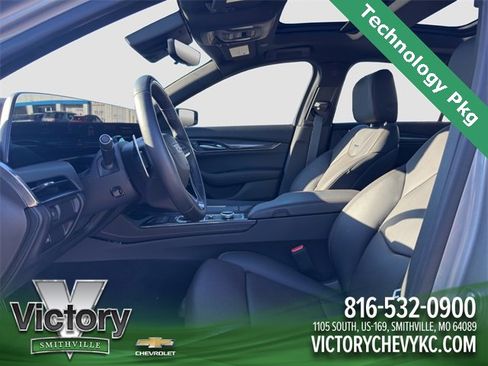 Used 2025 Cadillac CT5 Sport image 9