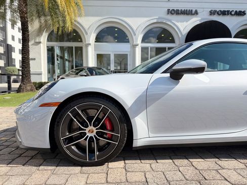 Used 2026 Porsche 911 Carrera 4S AWD/4WD image 22