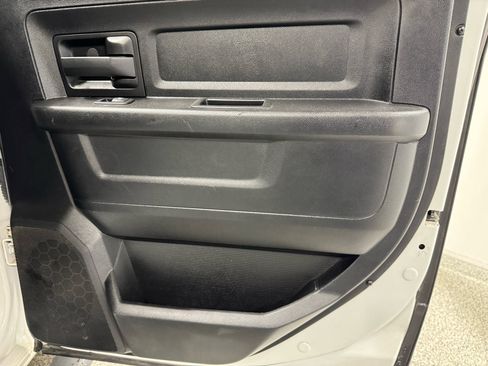 Used 2017 RAM 2500 Tradesman w/ Chrome Appearance Group image 15