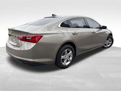 Used 2022 Chevrolet Malibu LS image 7