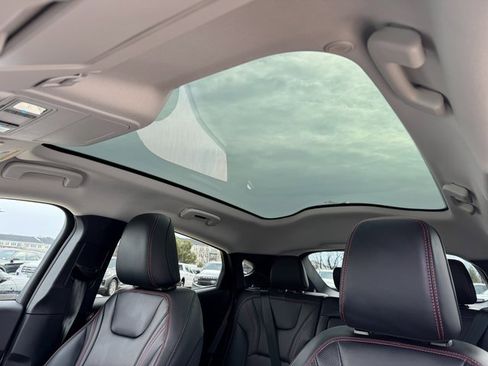 Used 2025 Ford Mustang Mach-E Premium w/ Sport Appearance Package image 29