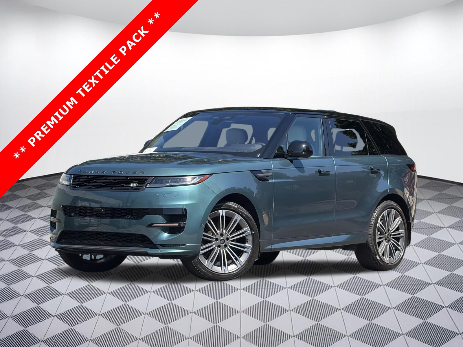 Used 2023 Land Rover Range Rover Sport SE Dynamic AWD/4WD image 1