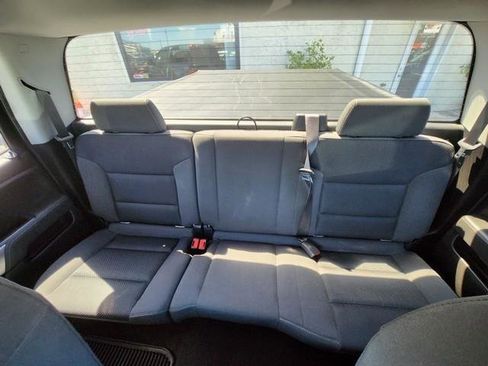 Used 2018 Chevrolet Silverado 1500 LT w/ All Star Edition image 19