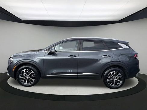 Used 2023 Kia Sportage EX image 12