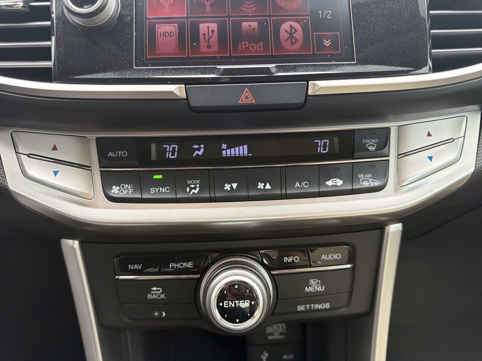 Used 2015 Honda Accord EX-L image 18