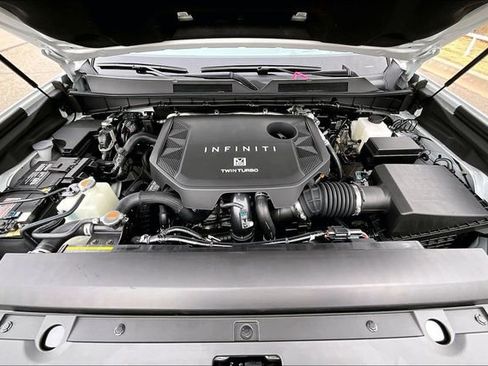 New 2026 INFINITI QX80 Autograph w/ Premium Cargo Package AWD/4WD image 10