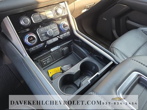 Used 2021 GMC Yukon XL Denali image 22