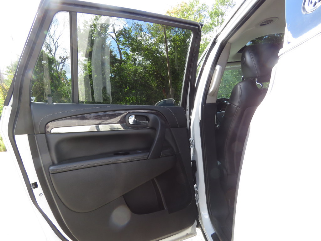 Used 2017 Buick Enclave Leather w/ Trailering Package AWD/4WD image 20