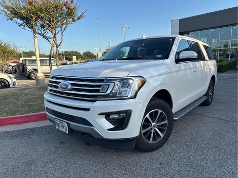 Used 2018 Ford Expedition Max XLT w/ Equipment Group 202A AWD/4WD image 2