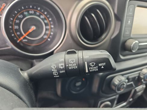 Used 2020 Jeep Wrangler Unlimited Sport AWD/4WD image 22