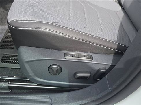 New 2026 Volkswagen Jetta SEL FWD image 8