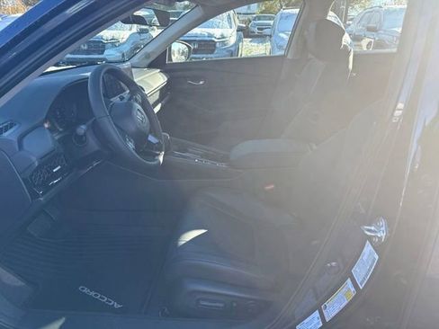 New 2025 Honda Accord EX-L image 9