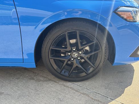 Used 2022 Honda Civic Sport image 13