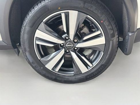 Certified 2023 Nissan Rogue SL w/ SL Premium Package AWD/4WD image 36