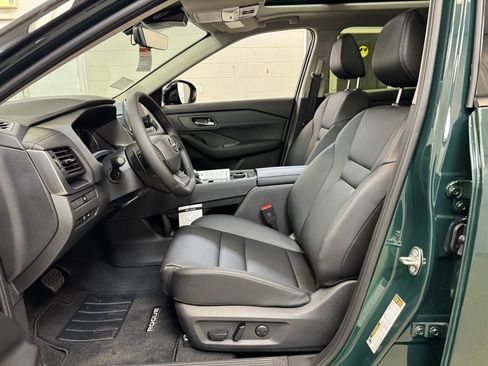 New 2026 Nissan Rogue SV image 11